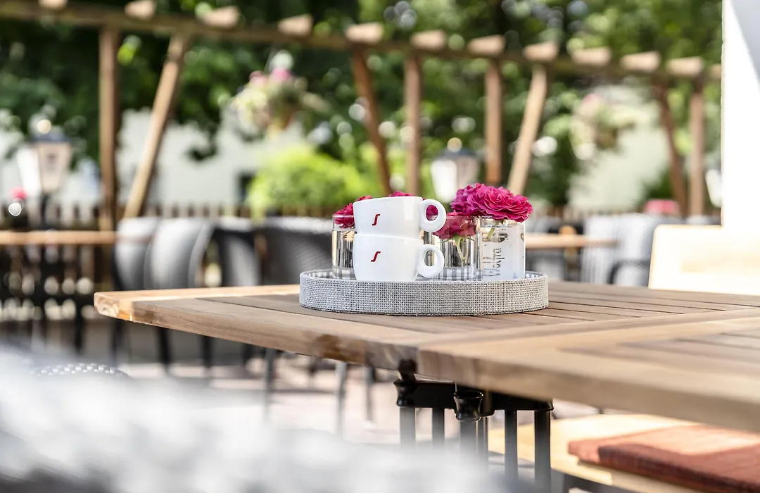 Feldmochinger Hof-1