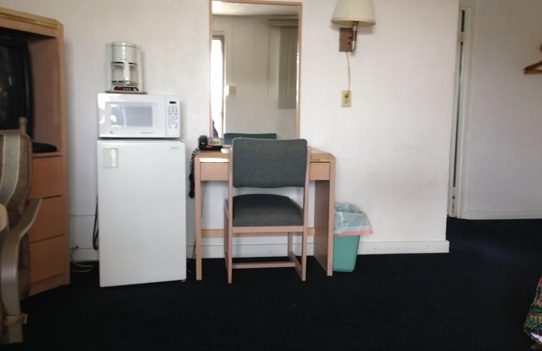 Hub Motel-1