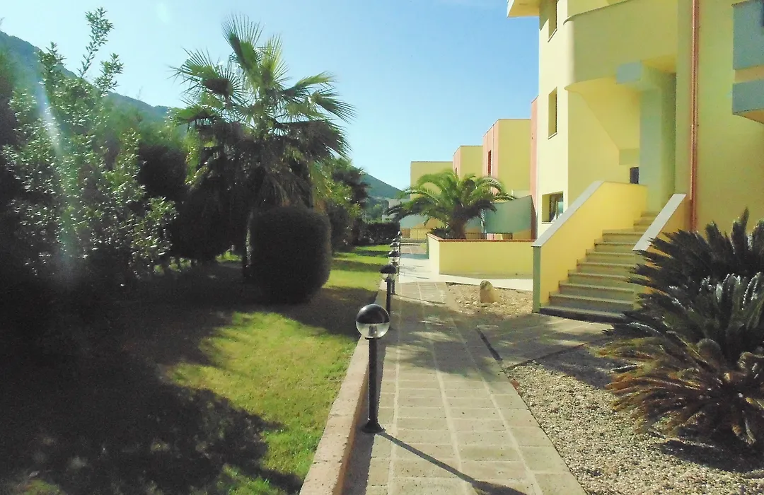 Resort Isola Rossa-1