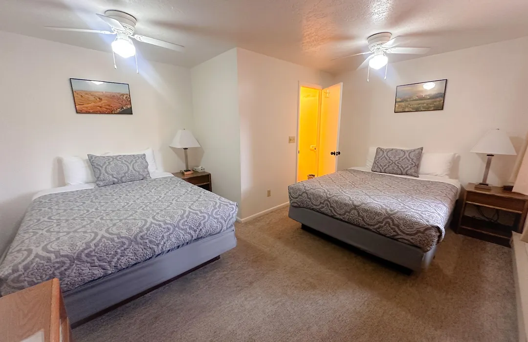 Austin'S Chuckwagon Motel-1