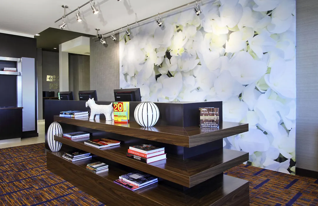 Courtyard By Marriott Victoria-1