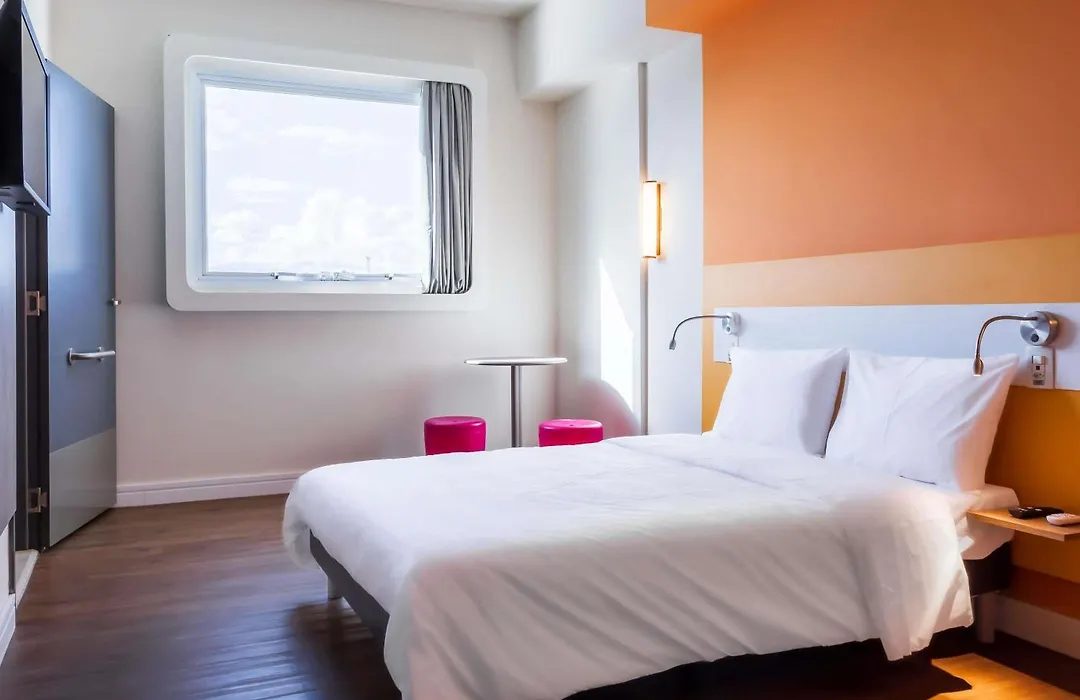 Ibis Budget Pindamonhangaba-1