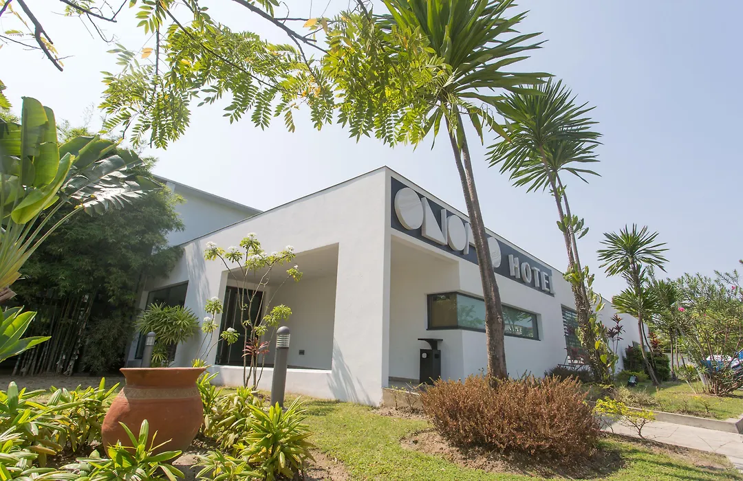 Mina Hotel Libreville-1