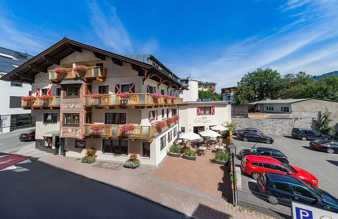 Hotel Glasererhaus-1