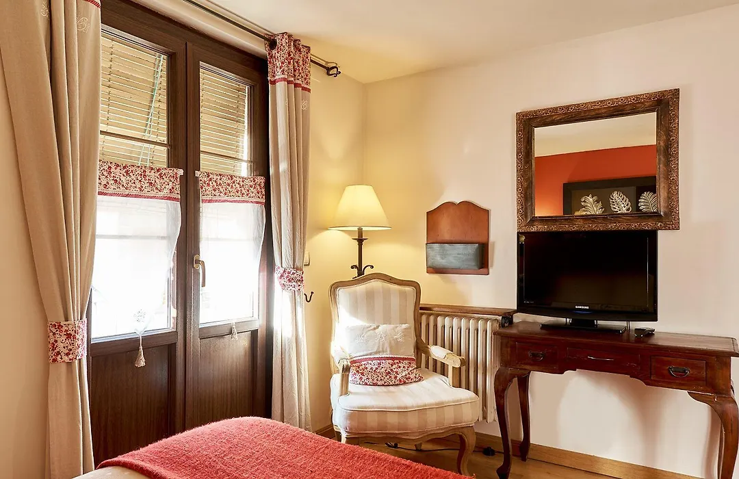Hostal Vidaller-1