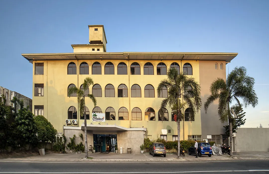 Hikkaduwa Beach Hotel - Special Summer Rates 1 May - 31 Oct 2026!-1