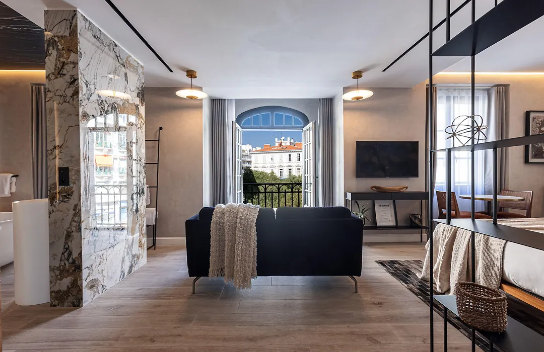Le Dortoir Boutique Suites-1