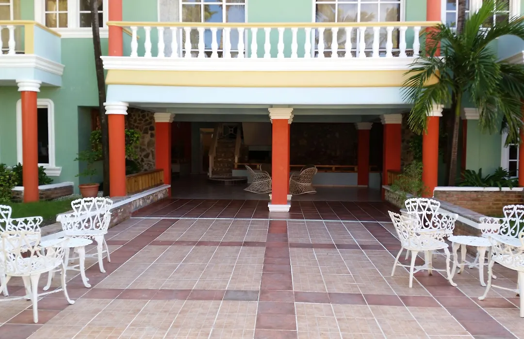 Hotel Cortecito Inn Bavaro-1