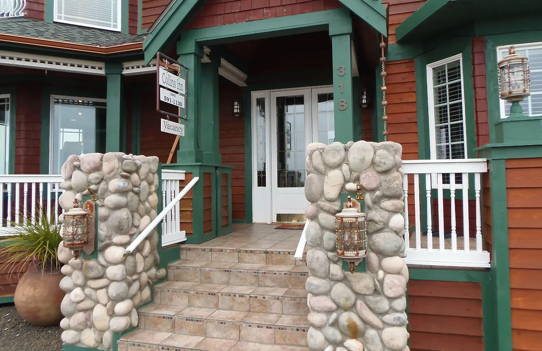 Collins Inn & Seaside Cottages (Adults Only)-1