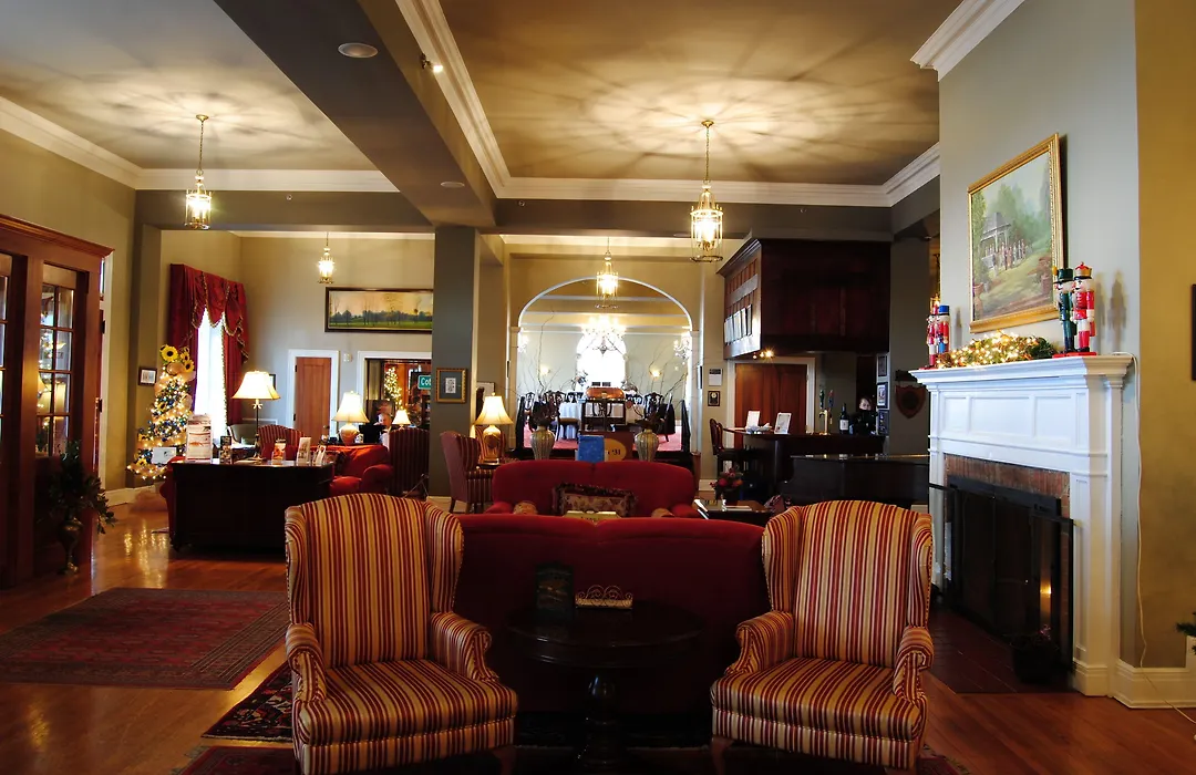 The Mimslyn Inn-1