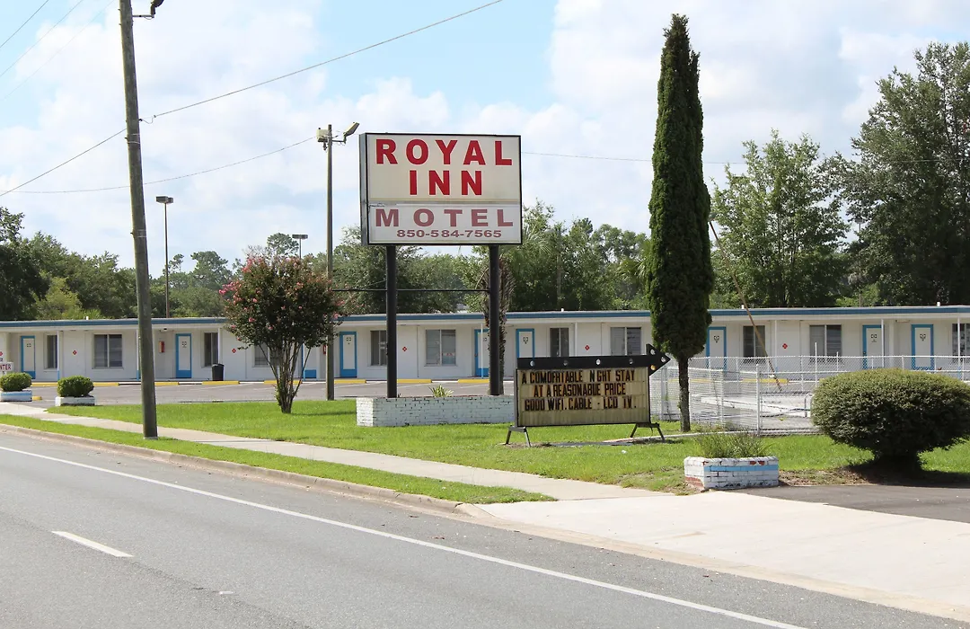 Royal Inn Motel-1