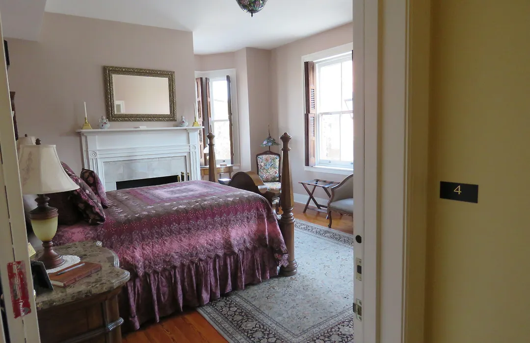 The Swope Manor Bed & Breakfast-1