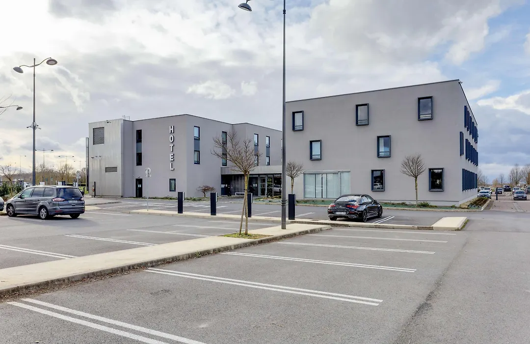 Brit Hotel Confort Saint-Dizier-1