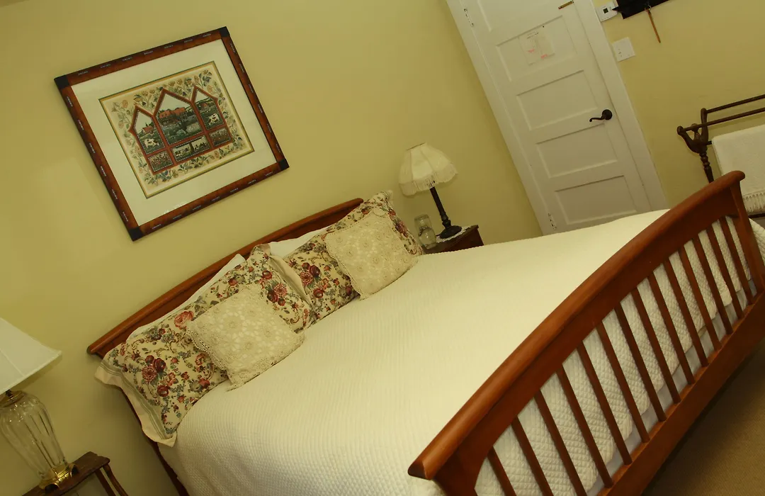 Bear Flag Inn-1