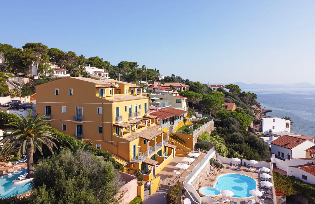 Lu' Hotel Maladroxia-1