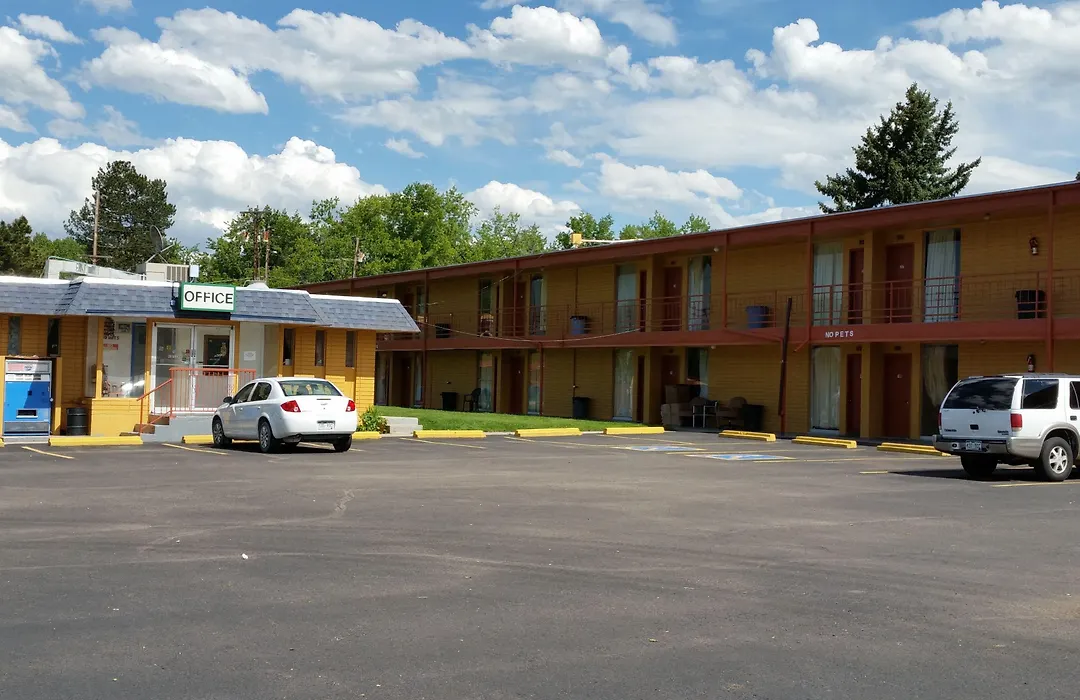 Essex House Motel-1