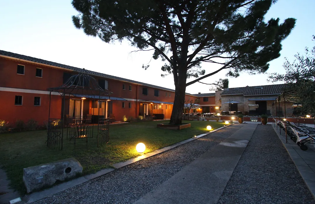 Hotel Van Gogh-1