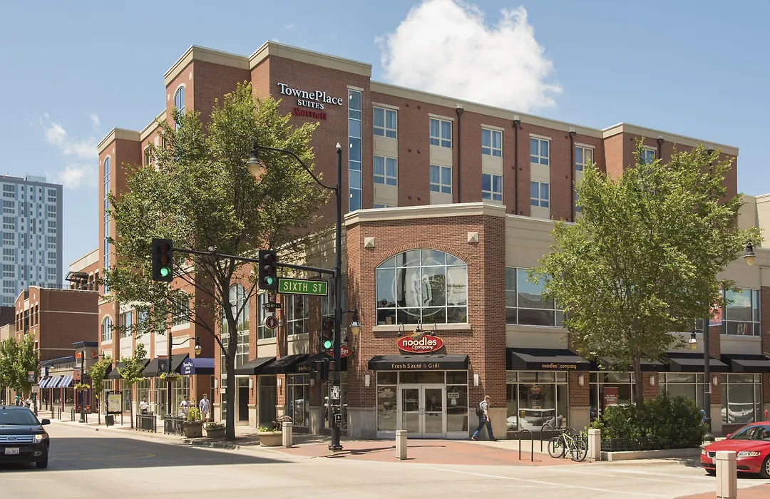 Towneplace Suites By Marriott Champaign-1