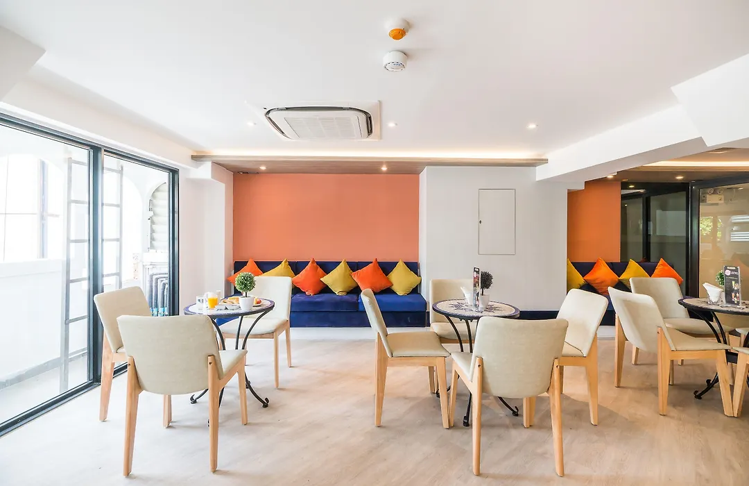 Lucky House Khaosan-1