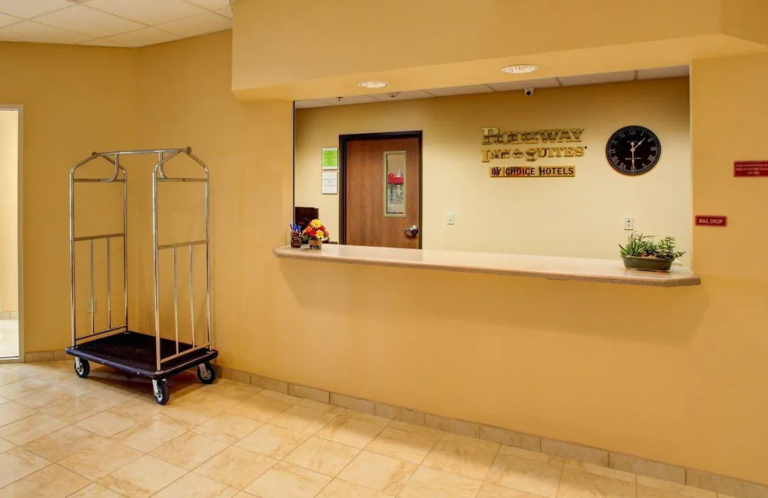 Rodeway Inn & Suites Phillipsburg-1