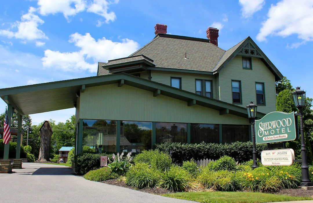 Sherwood Motel-1
