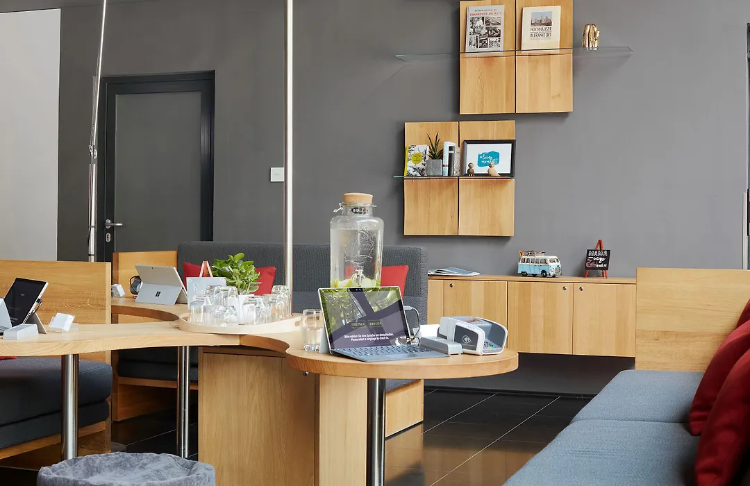 Living Hotel Frankfurt-1