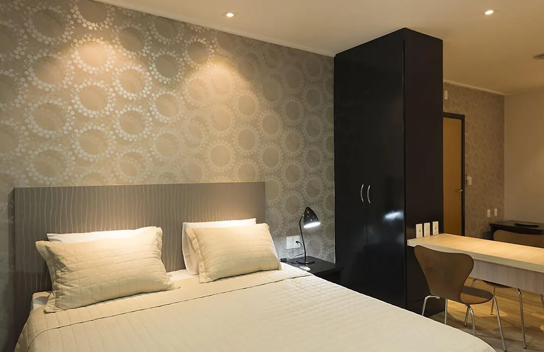 Arrey Executive Hotel-1