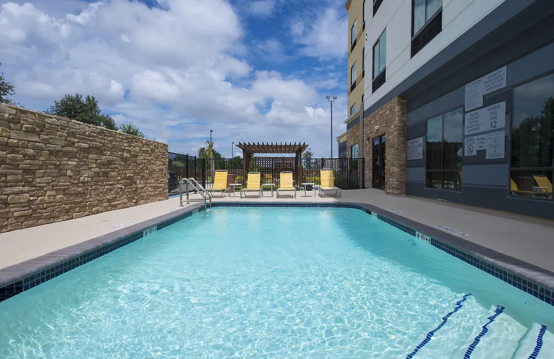 Fairfield Inn & Suites By Marriott Houston Pasadena-1