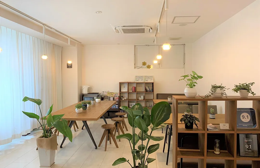 Capsule Hotel Cube Hiroshima-1