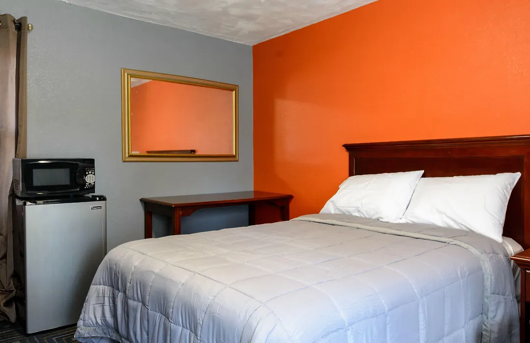 Redfox Motel-1