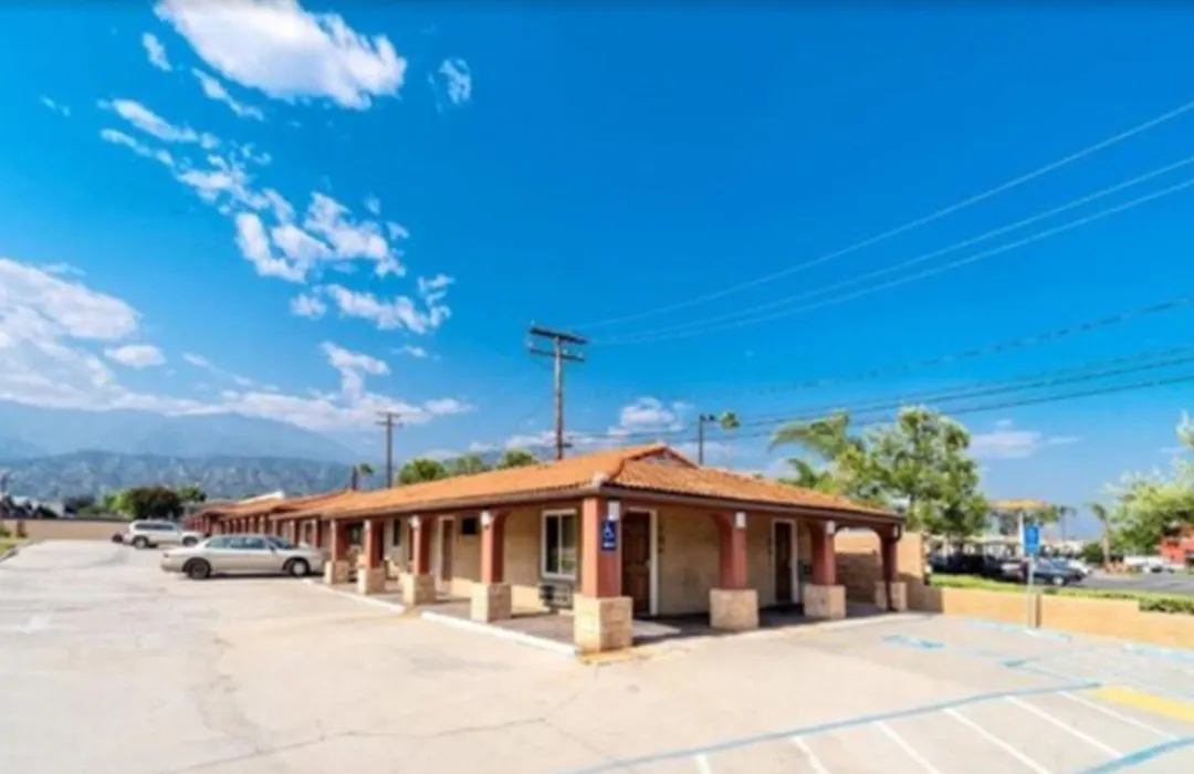 Oak Park Motel-1