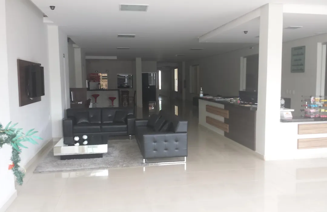 Big Hotel-1