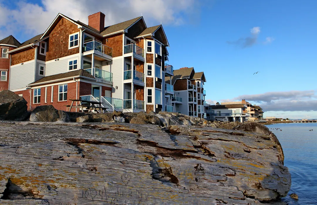 Tides Inn & Suites-1