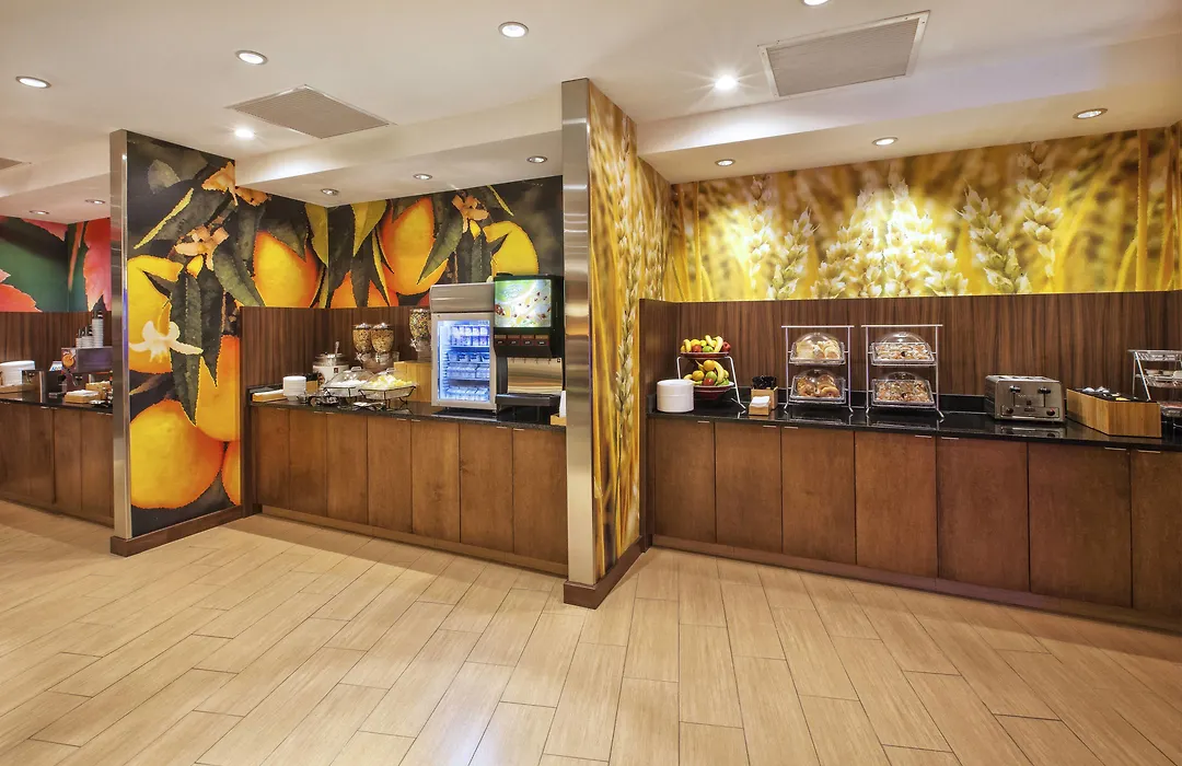 Fairfield Inn & Suites By Marriott Plattsburgh-1