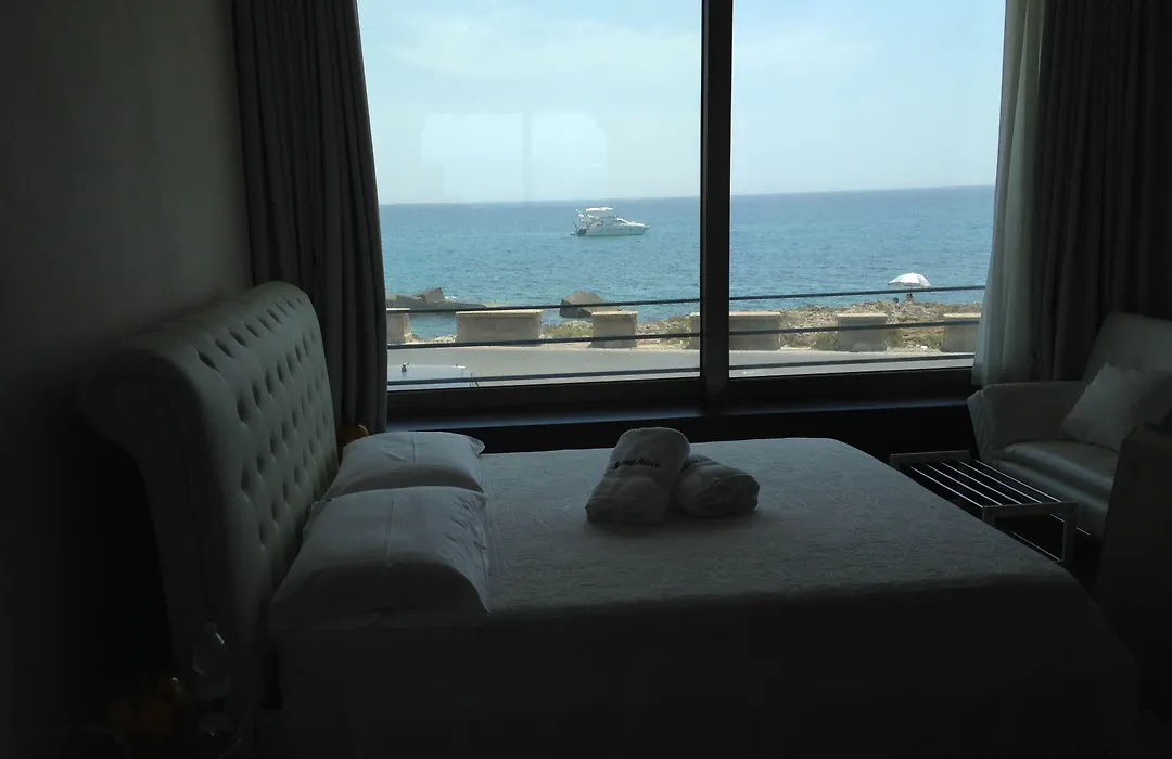 Palace Blu Mare-1