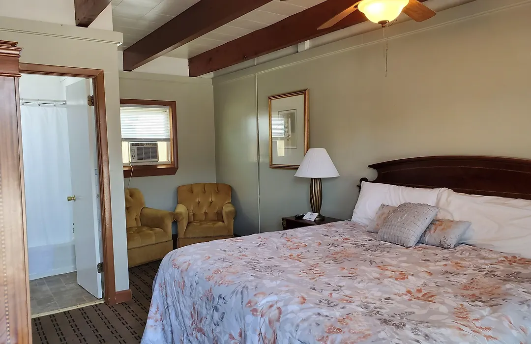 Golden Gate Lodging-1