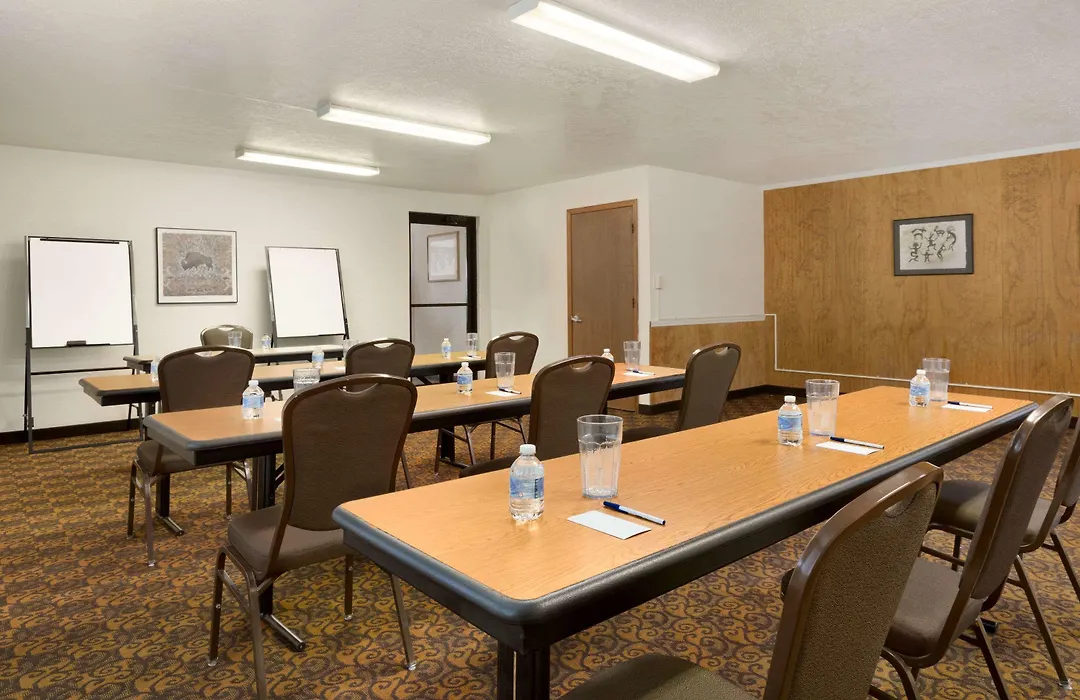 Travelodge By Wyndham Belen-1