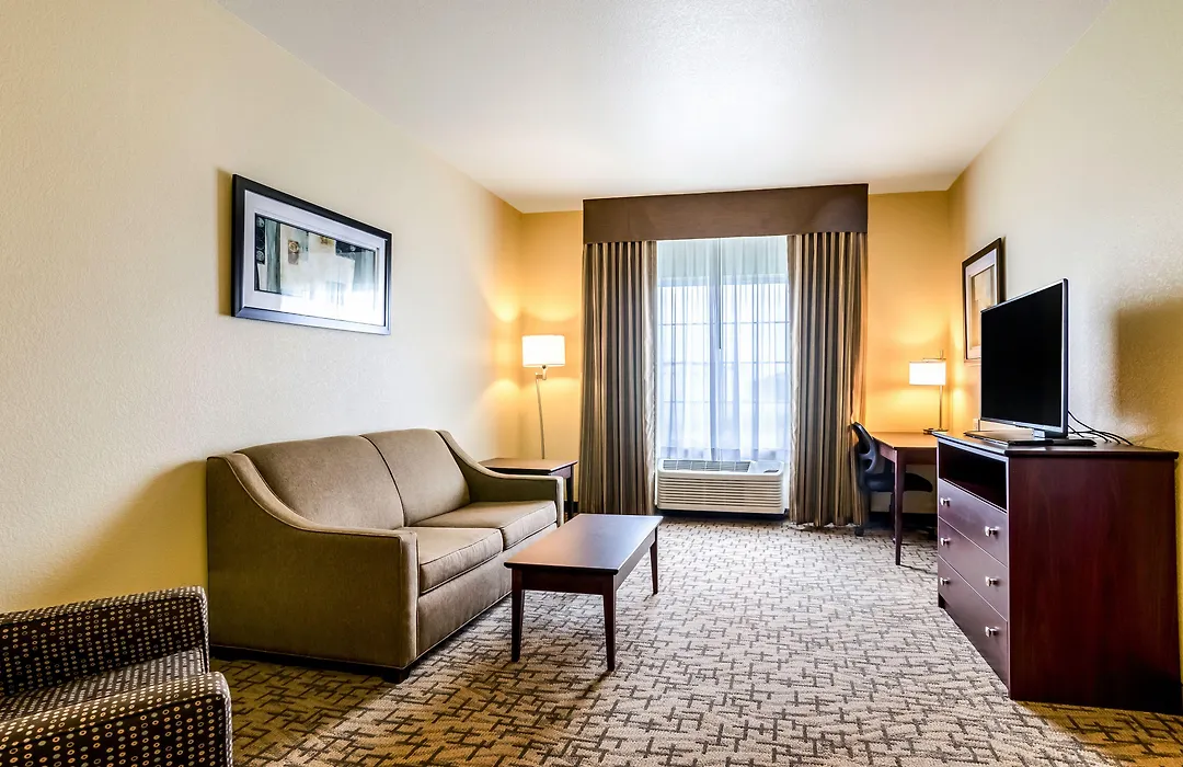 Cobblestone Hotel & Suites - Mccook-1