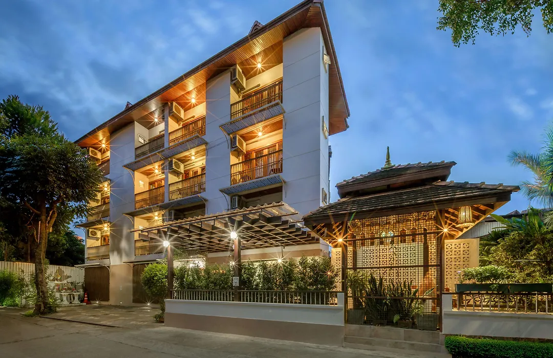 Rendezvous Classic House-1