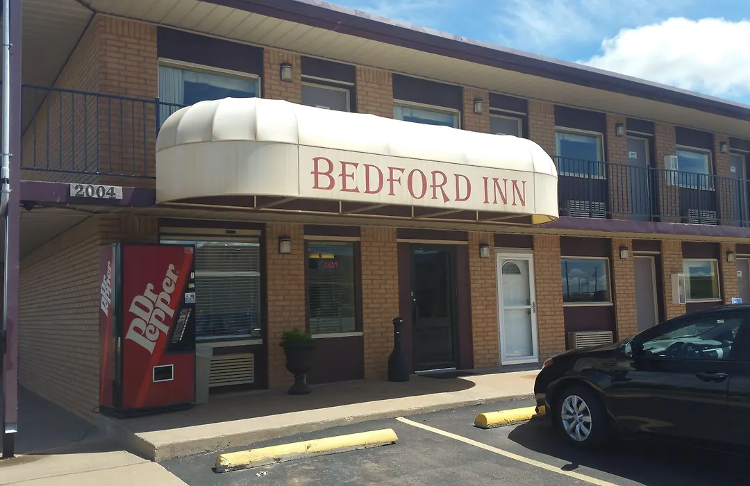 Bedford Inn-1