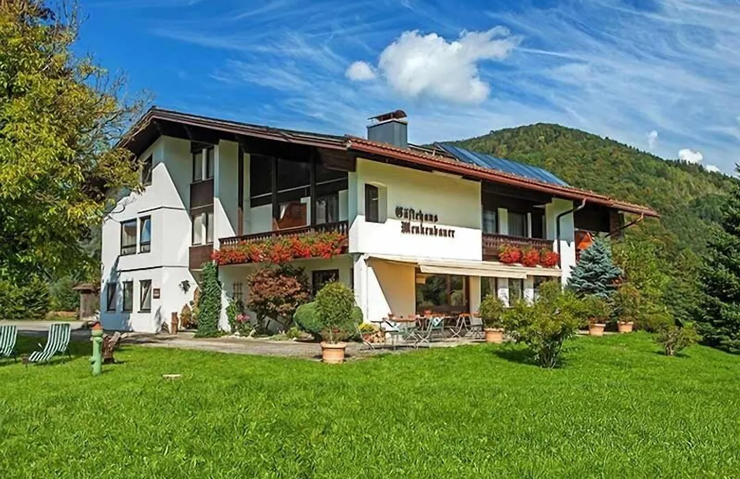 Gästehaus Menkenbauer-1