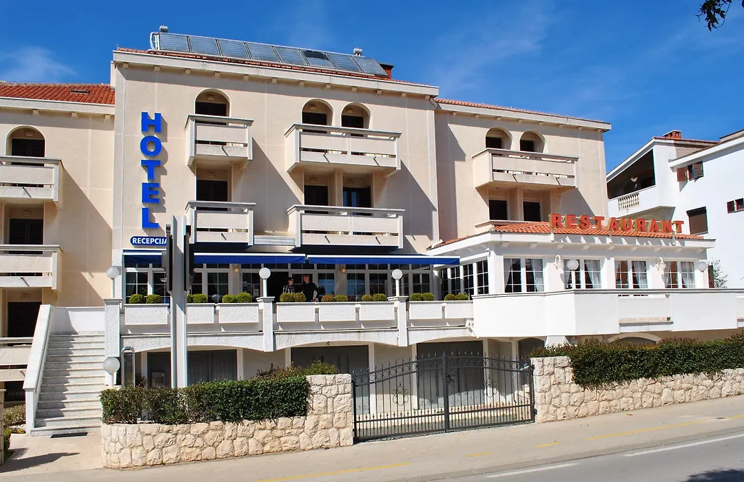 Hotel Mediteran-1