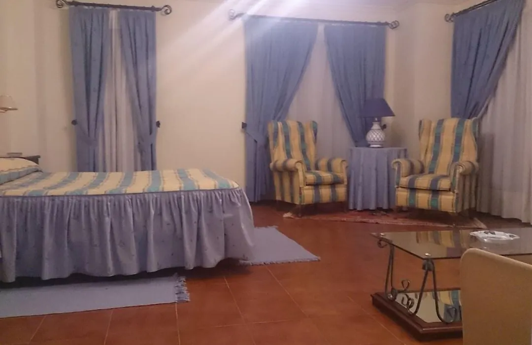 Hotel La Yedra-1