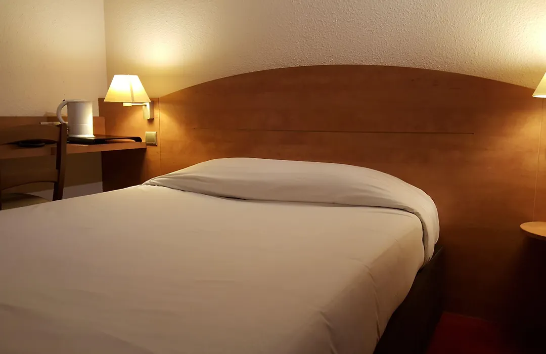 Mondhotel Chelles-1
