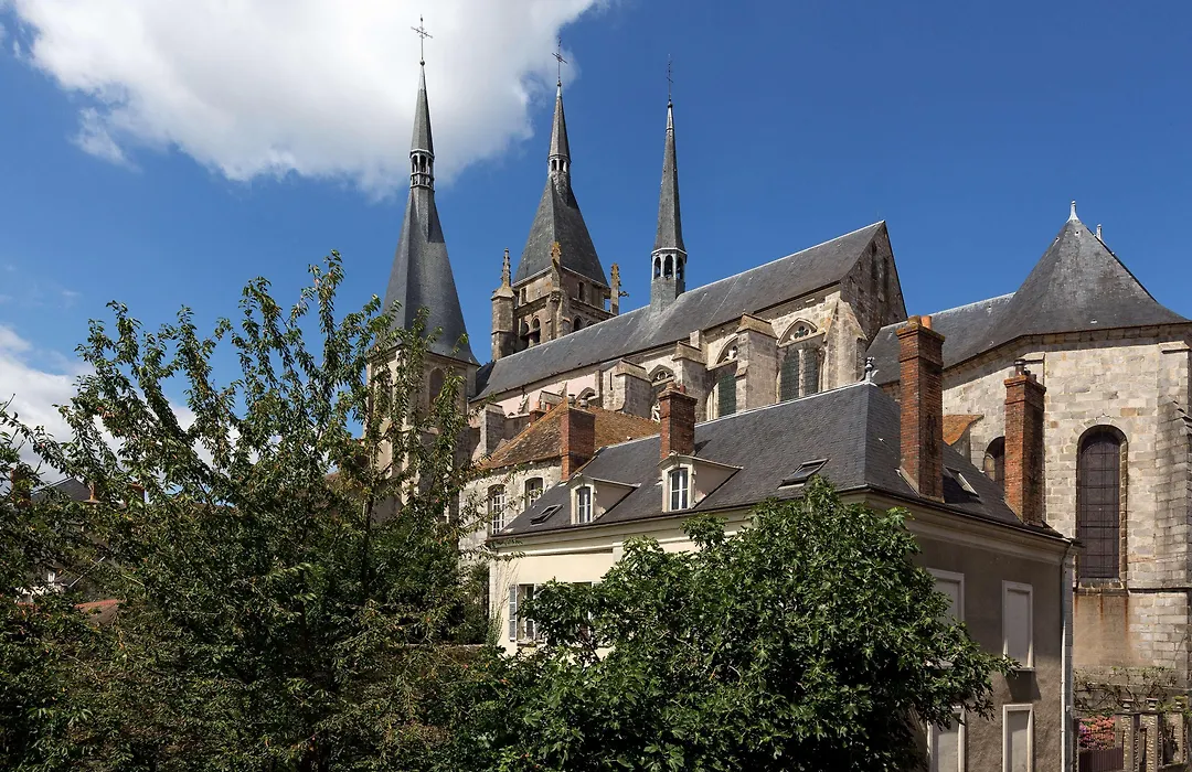 Best Western Blanche de Castille Dourdan-1