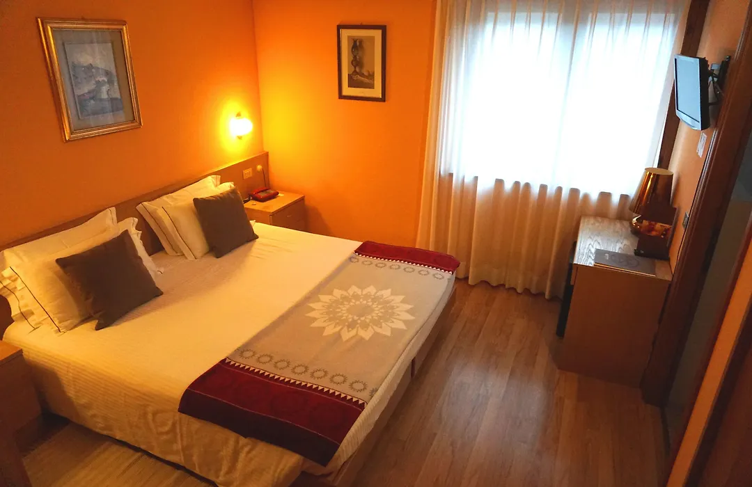 Olimpia Hotel-1