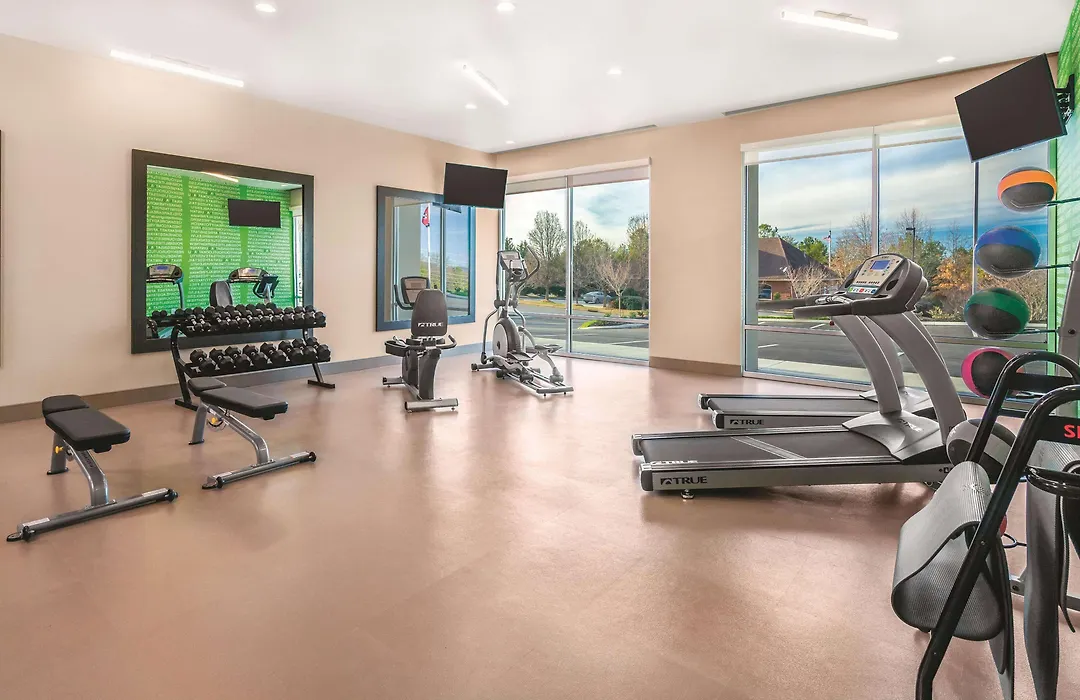 La Quinta Inn & Suites By Wyndham Cleveland Near Lee Univ-1