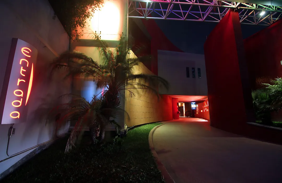 Motel Via-1
