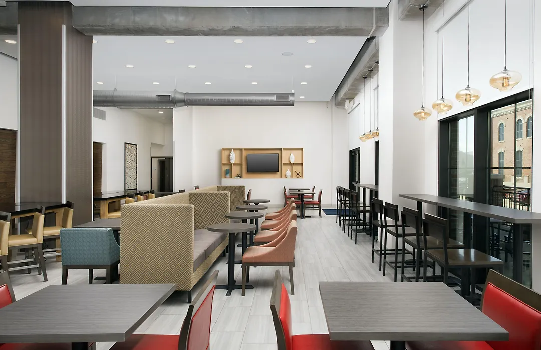Holiday Inn Express Pensacola Downtown By Ihg-1