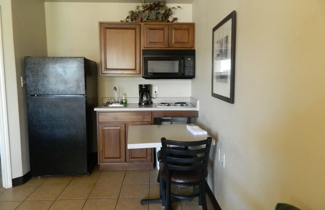 Paris Extended Stay Suites-1